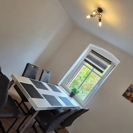 - Monteurunterkunft Zentrum Apartment